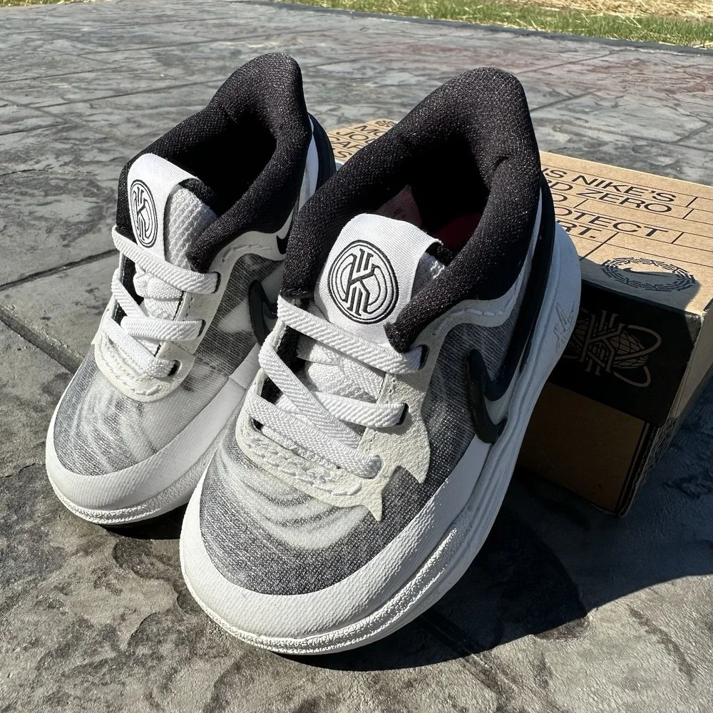 Size 5 Toddler - Kyrie 8 TD‎ Shoes White Black Pink DQ8081 101 Slip-on NEW - Picture 2 of 6